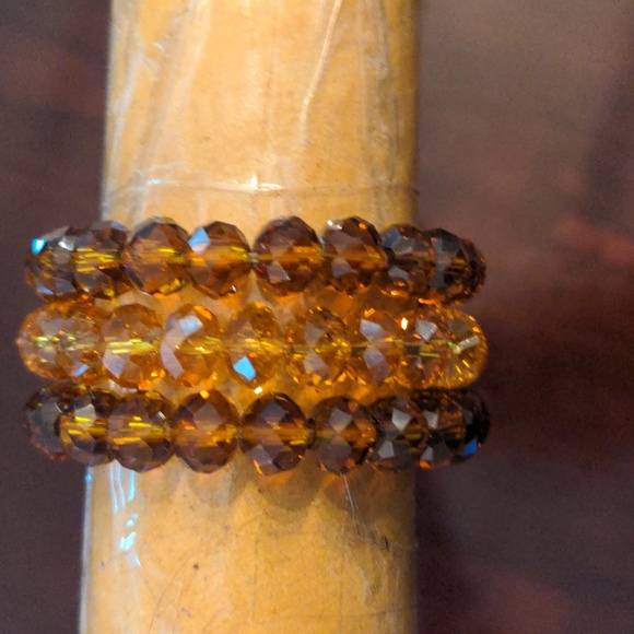 Bracelets - Picture 4 of 4